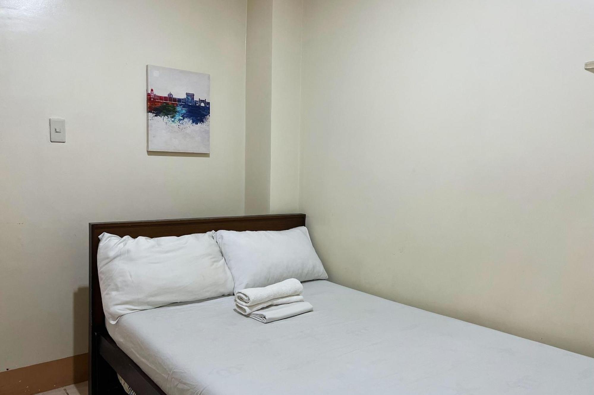 Sta Rosa Inn Iloilo Powered By Cocotel 객실 사진